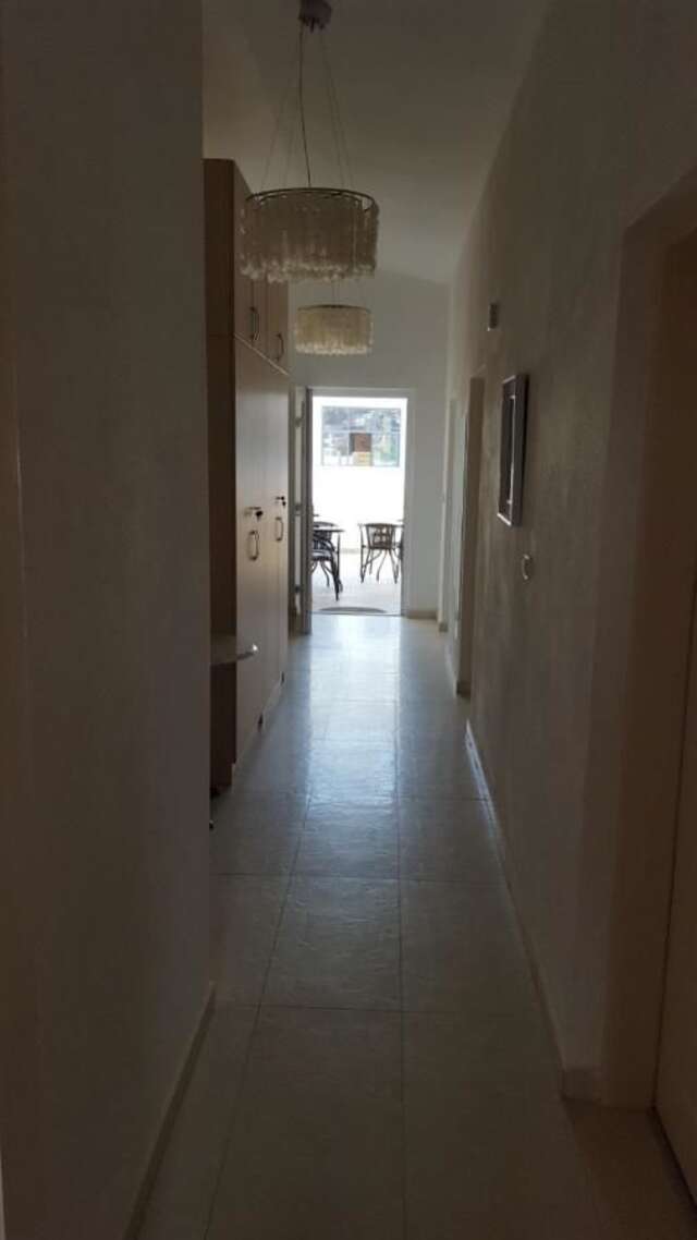 Проживание в семье Vesna apartment Добра-Вода-10